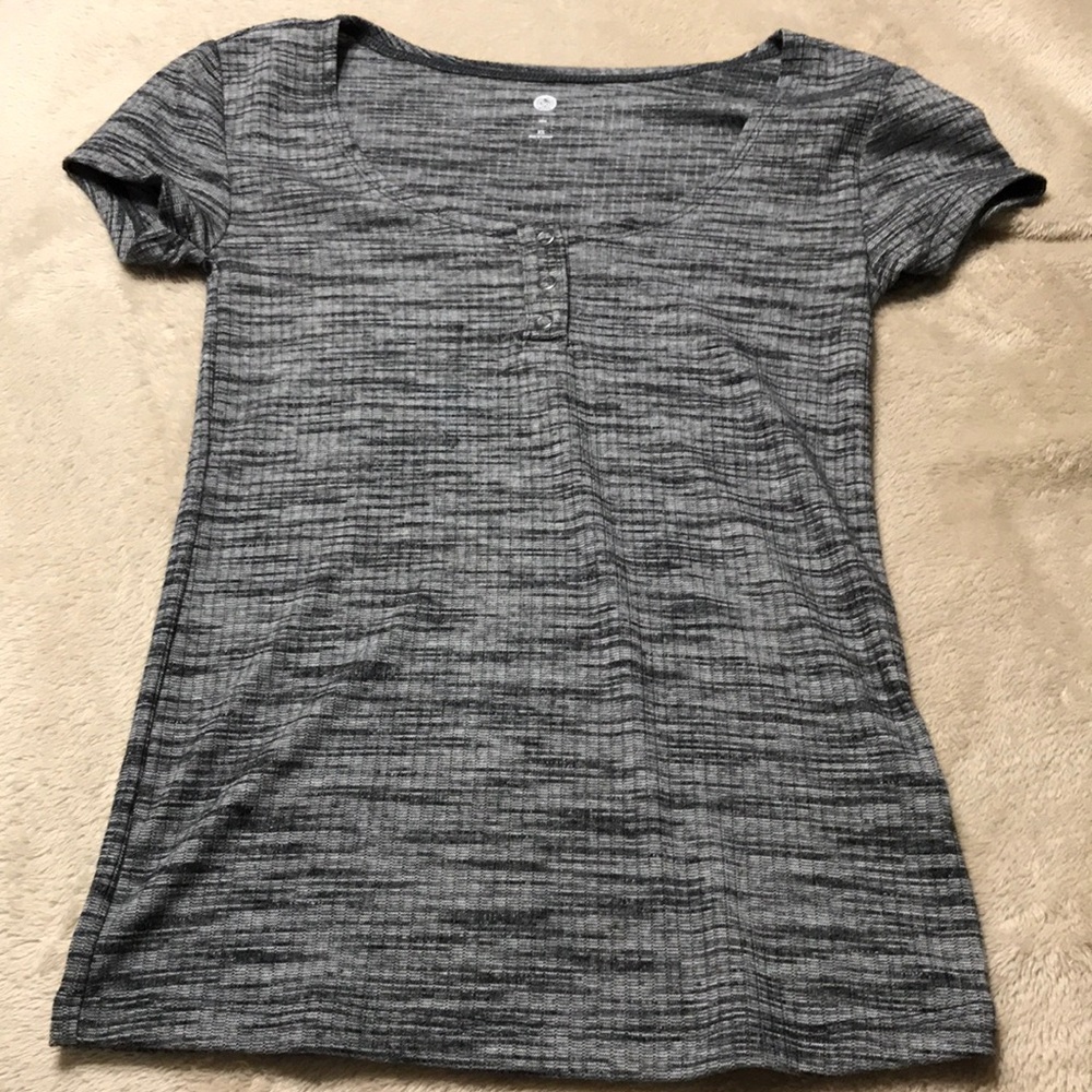 Fitted Gray T-shirt